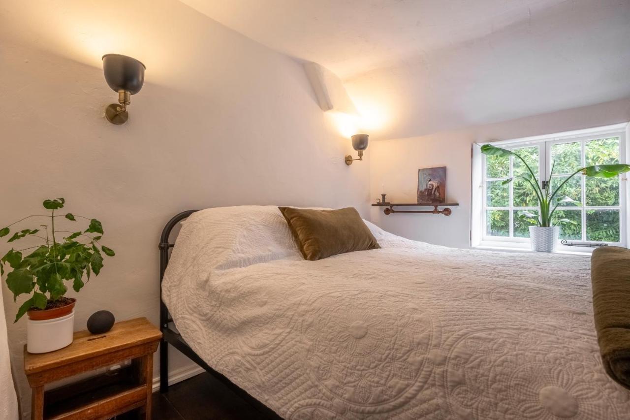 Most Romantic Cottage In Suffolk - Number Four Framlingham Kültér fotó