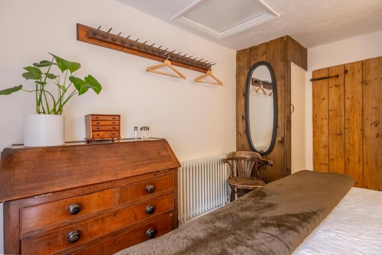 Most Romantic Cottage In Suffolk - Number Four Framlingham Kültér fotó